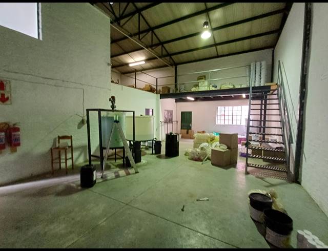 225M² MINI FACTORY TO LET IN KYA SANDS